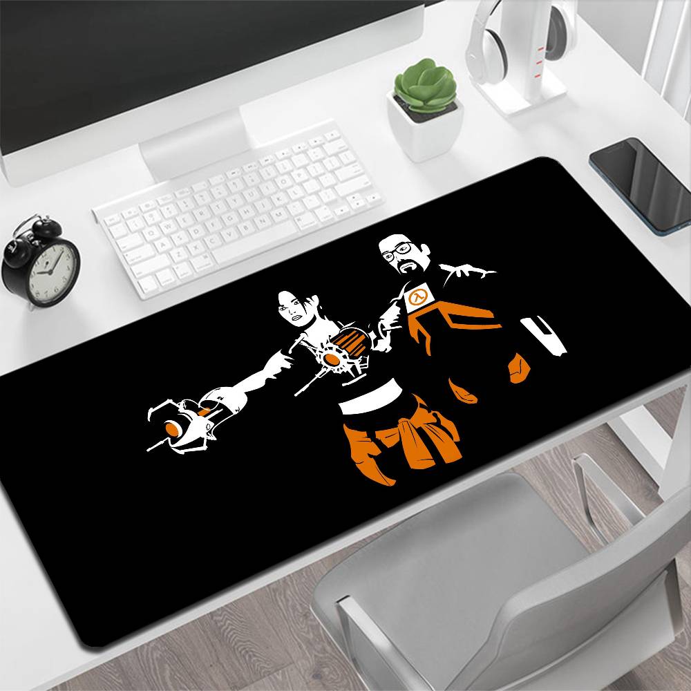 Half Life Large Mouse Pad Gami - огляд і ціна Gaming Keyboard Half